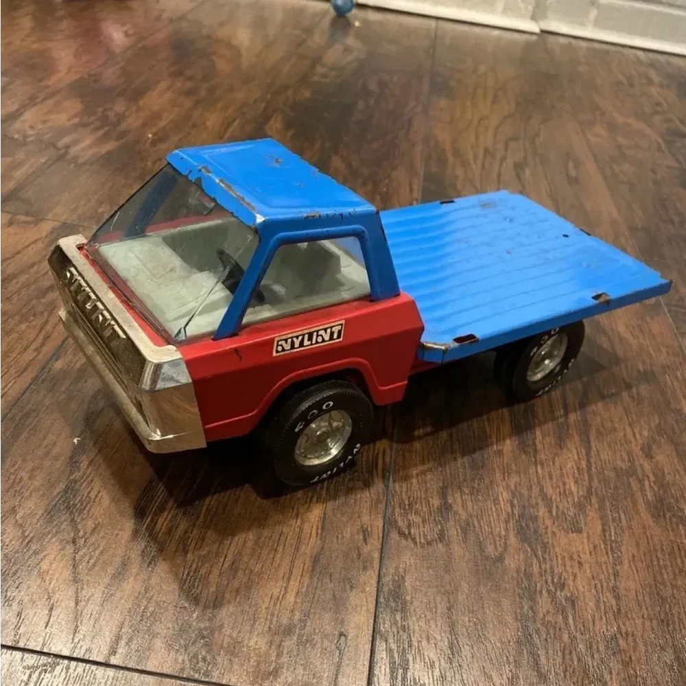 VINTAGE NYLINT 400 